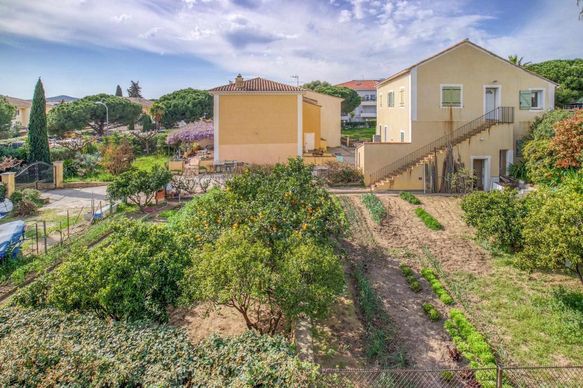 Nouvelle Ere - Appt A Moins D'Un Km De La Plage เลอลาวองดูว์ ภายนอก รูปภาพ